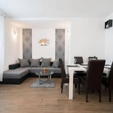 Anteo Free Parking *