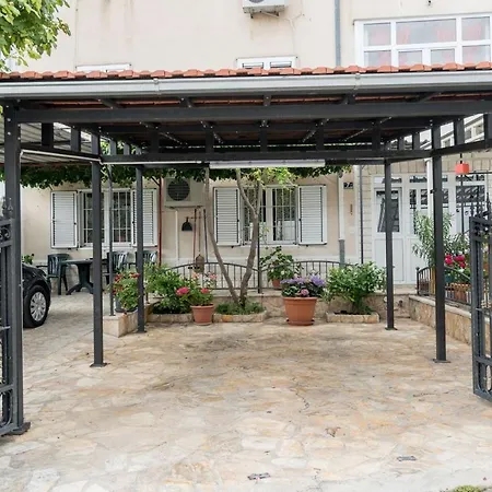 Διαμέρισμα Anteo Free Parking *